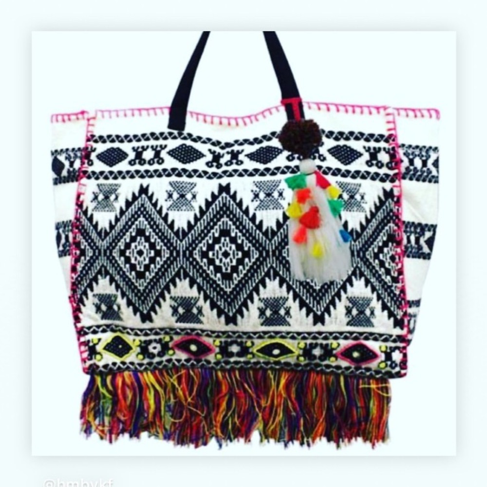 Tassel embroidered bag